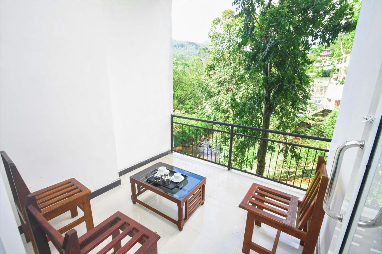 Wathsala Inn Nallathanniya Extérieur photo